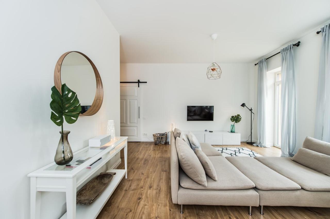 Stylish Apartment In The Heart Of Kaunas Old Town Екстер'єр фото