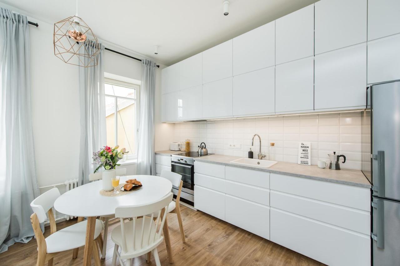 Stylish Apartment In The Heart Of Kaunas Old Town Екстер'єр фото